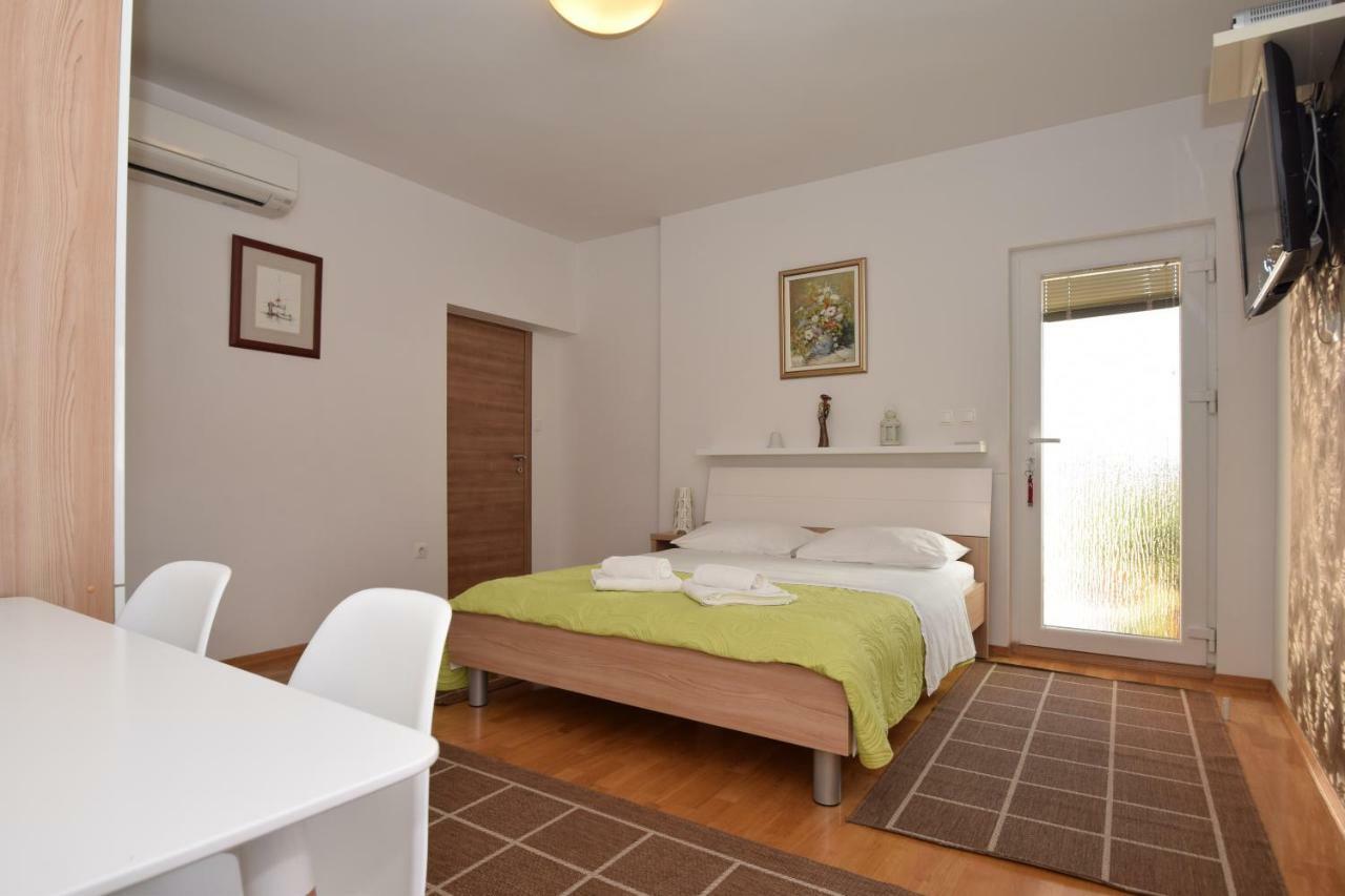 Apartment Smokrovic *